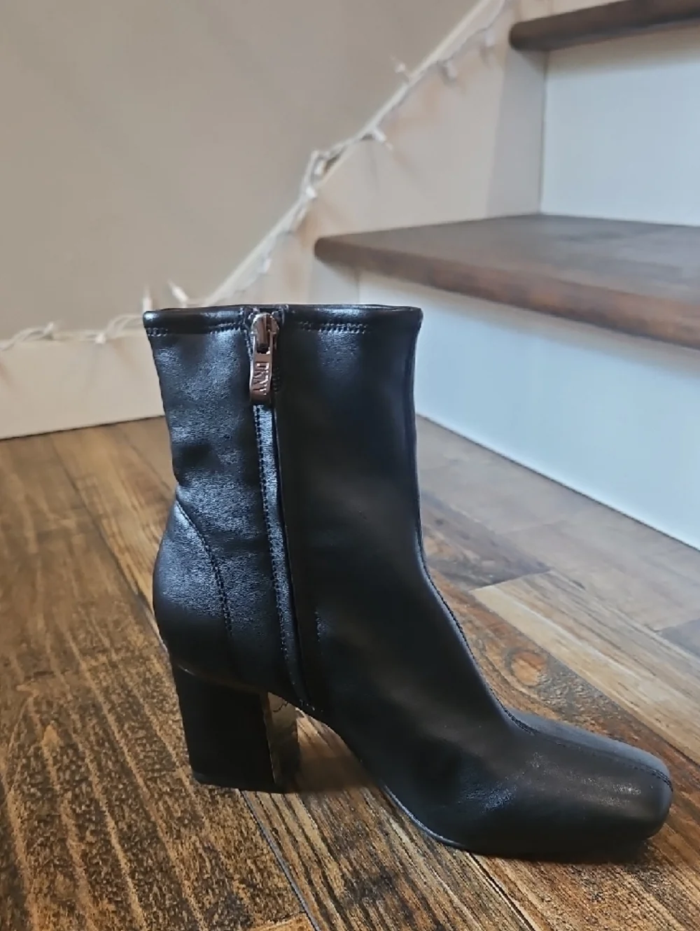 Dkny Black Leather Block Heel Ankle Booties‎